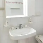 Comodo Trilocale A - S273 Apartment