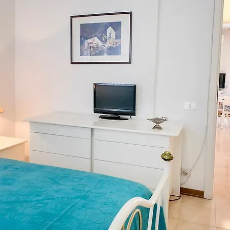 Apartman Comodo Trilocale A - S273