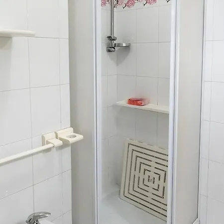 Comodo Trilocale A - S273 Apartman *