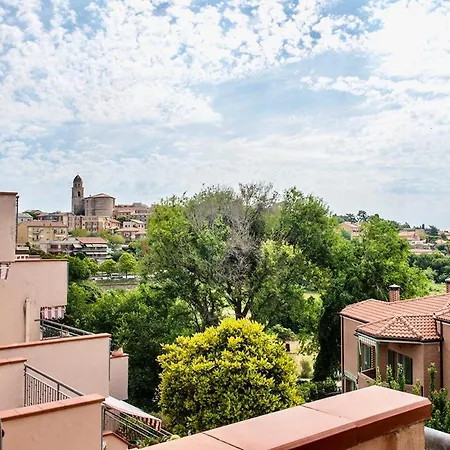 Apartment Comodo Trilocale A - S273 *