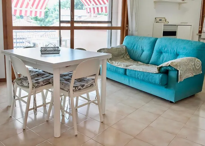 Διαμέρισμα Comodo Trilocale A - S273 *